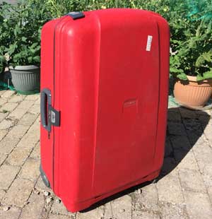 31 inch Red Samsonite Flite suitcase